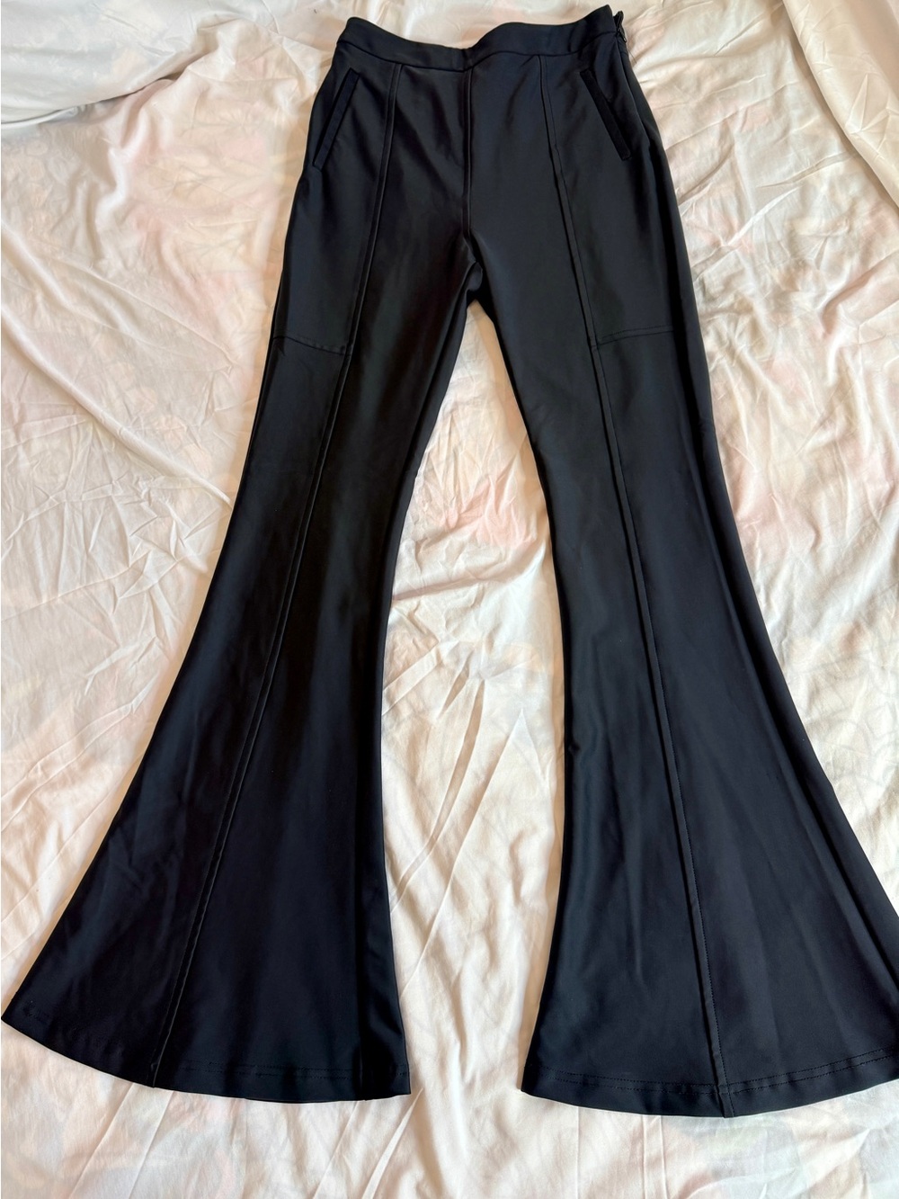 AKIRA Black Wide-Leg Flare Pants Size M High Rise Stretch